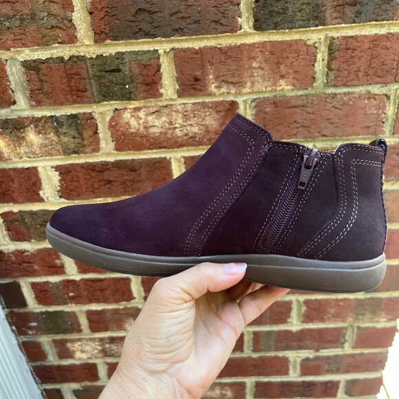 Cobb Hill Chelsea ankle boots  7.5 - Picture 4 of 6